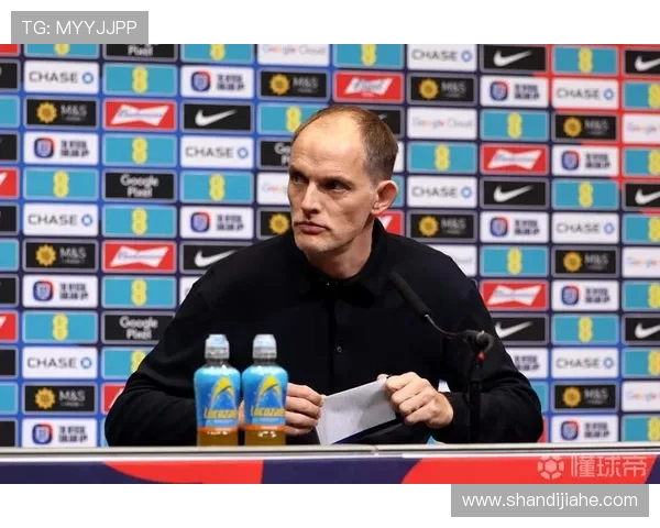 红军前理疗师：比赛过多球员需注重休息